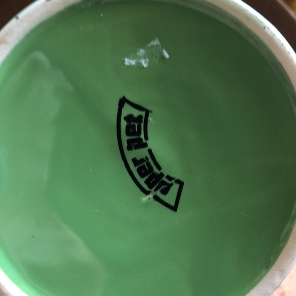 Pet - Picture 3 of 4